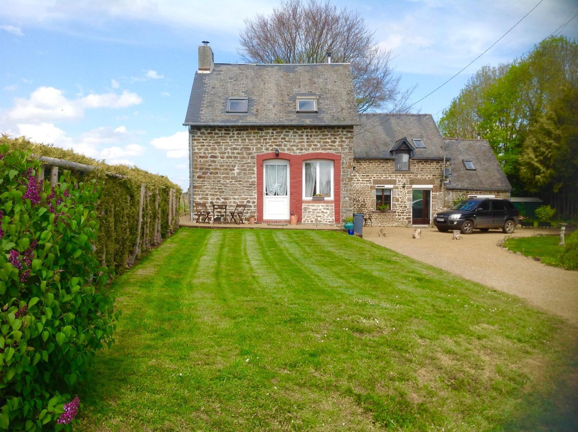 La Perruche Holiday Gite Heusse Exterior photo